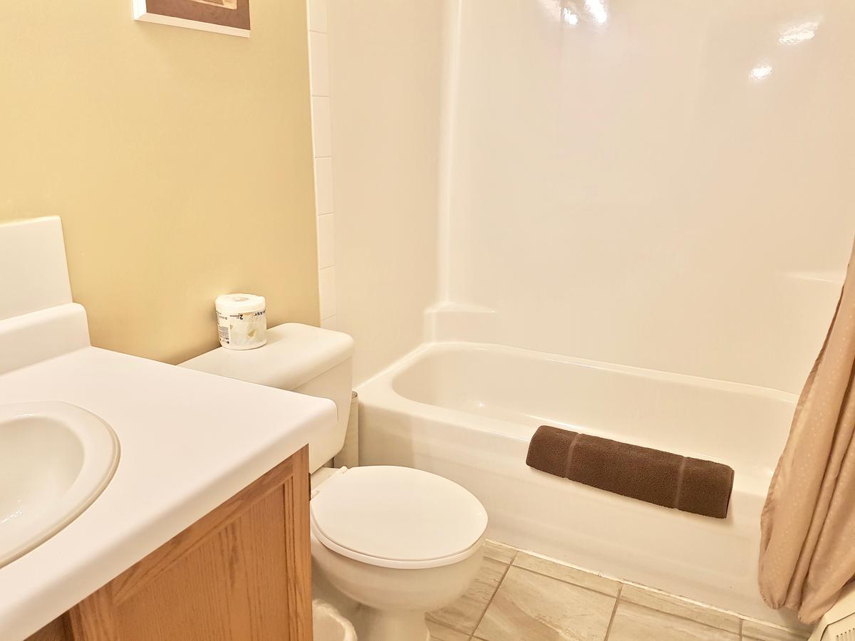 Twilight Country Motel Boyle Екстериор снимка