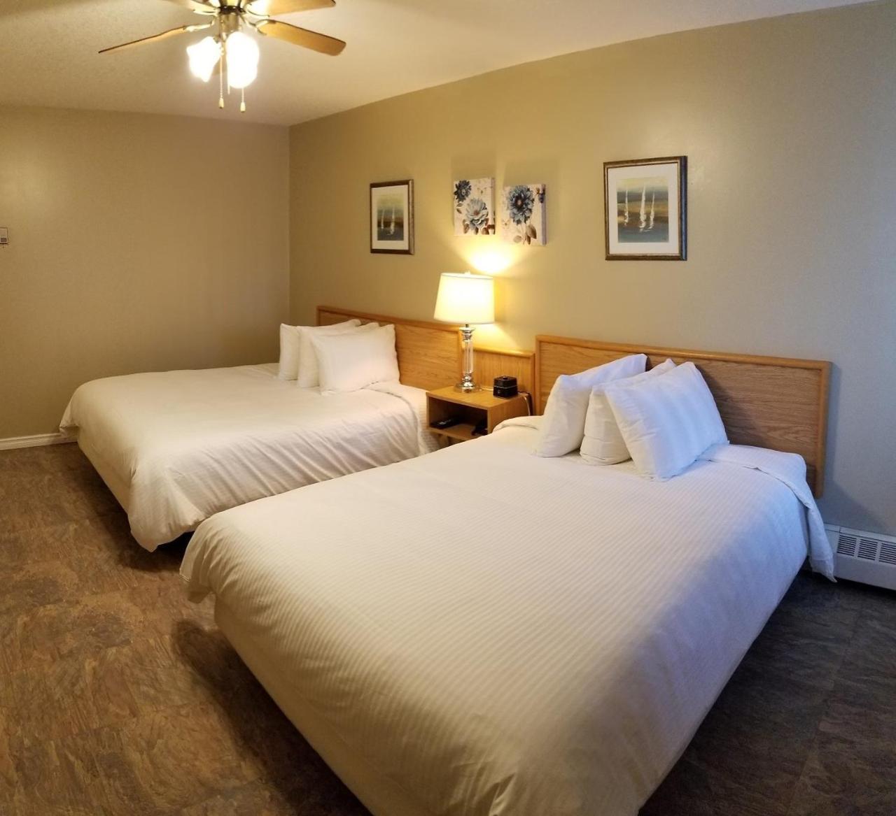 Twilight Country Motel Boyle Екстериор снимка
