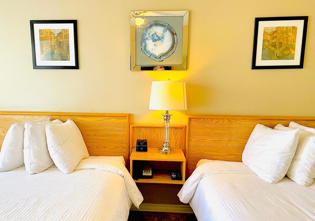 Twilight Country Motel Boyle Екстериор снимка