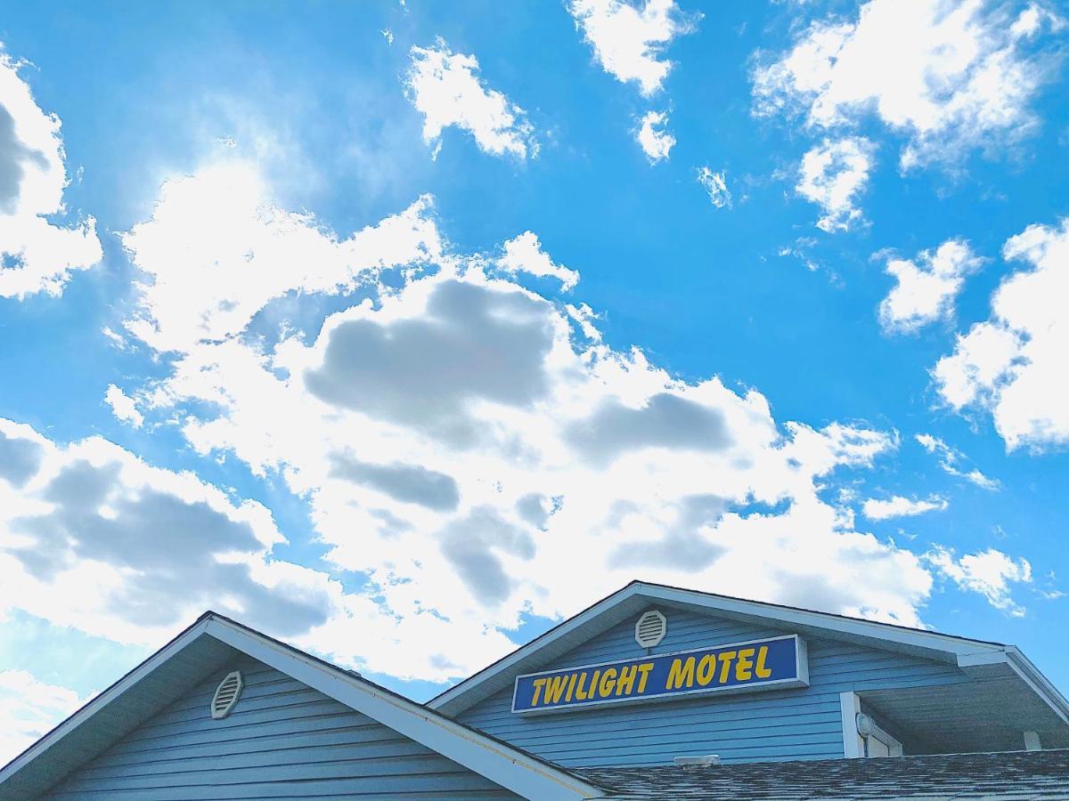 Twilight Country Motel Boyle Екстериор снимка