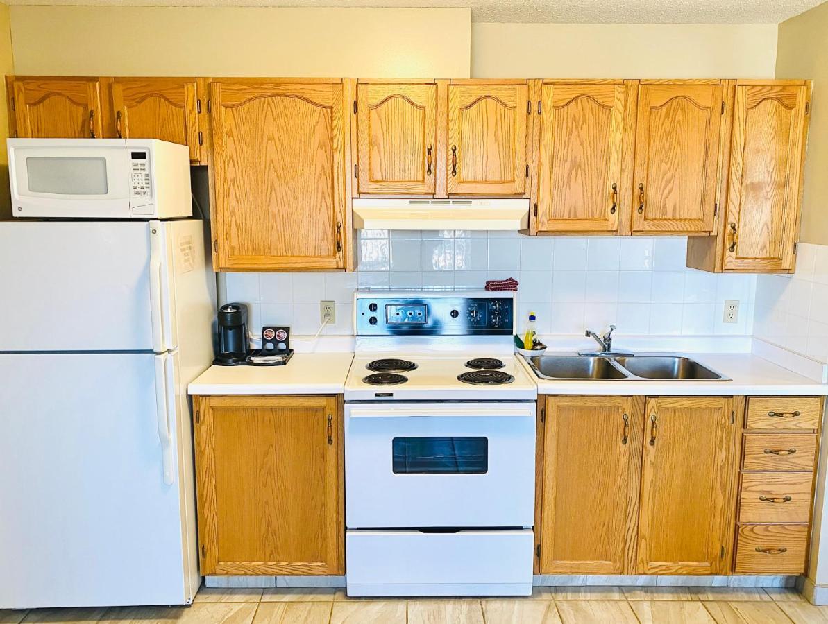 Twilight Country Motel Boyle Екстериор снимка